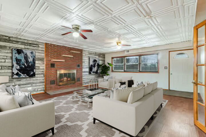 Property Photo:  4539 Clyde Avenue  IL 60534 