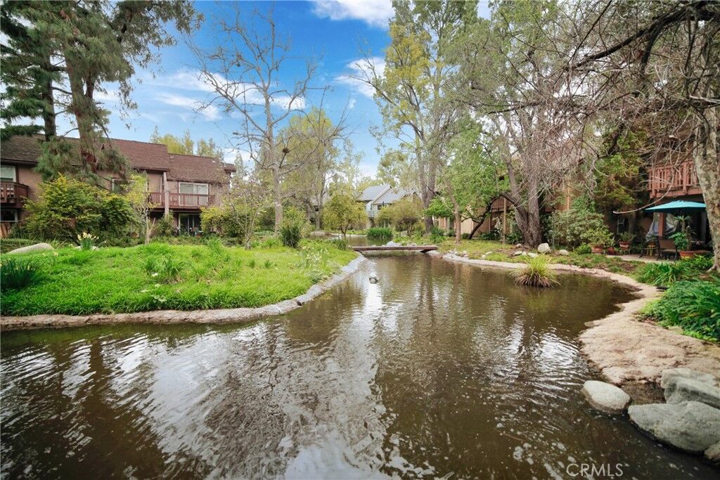 Property Photo: 7050 Shoup Avenue 175 CA 91303