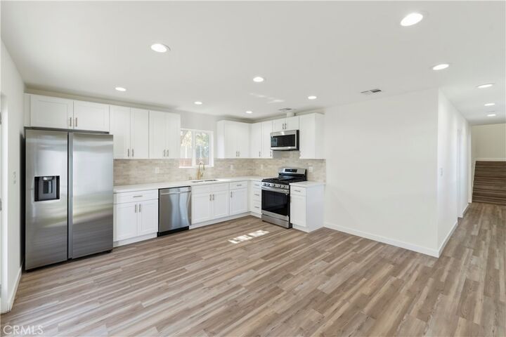 Property Photo: 9427 S 2nd CA 90305