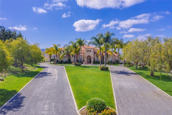 Property Photo:  38750 Celita  CA 92592 