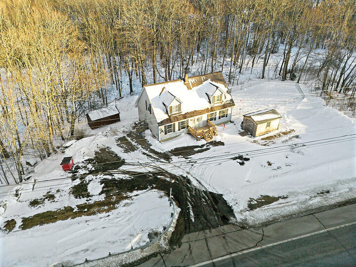 Property Photo:  33 Belfast Augusta Road E  ME 04973 