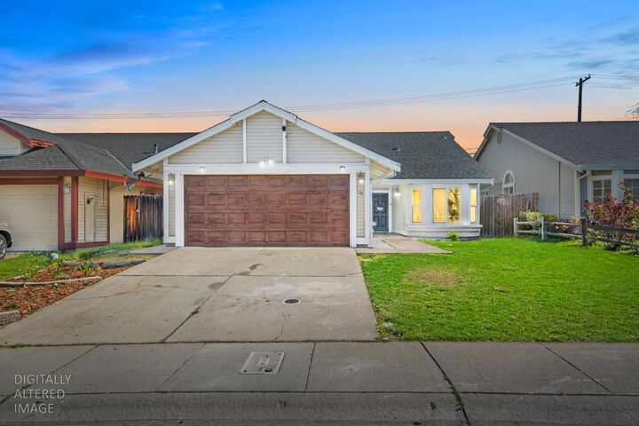 Property Photo: 10 Smokey Leaf Court CA 95838