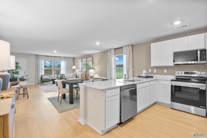 Property Photo:  159 Labrador Lane  AL 35749 