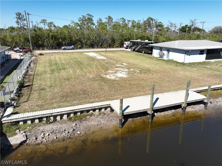 Property Photo: 6309 Park Road FL 33908