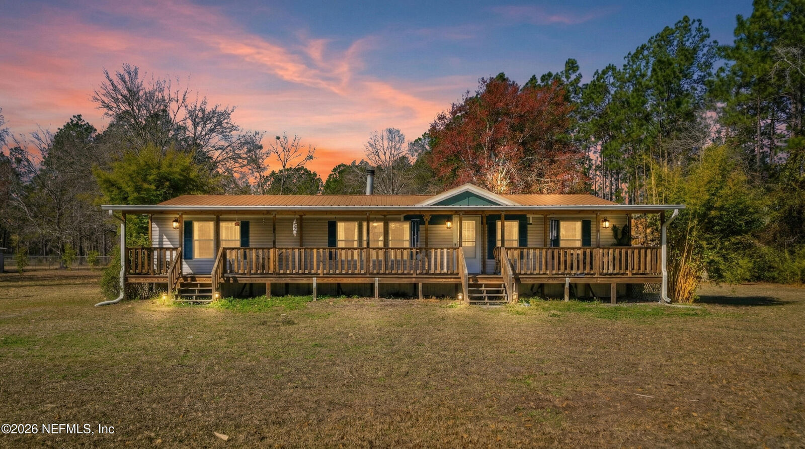 Property Photo:  30036 County Road 121  FL 32046 