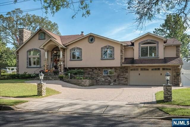 Property Photo:  16 Lawrence Road  NJ 07470 