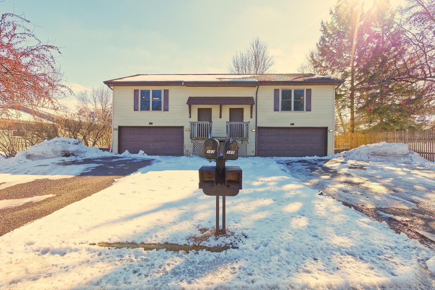 Property Photo:  160 Pacific Avenue E  MN 55325 