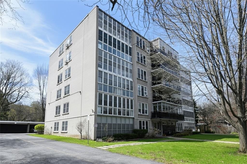 Property Photo: 69 Herkimer Street 202 ON L8P 2G6
