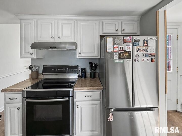 Property Photo:  2914 W Kent Drive  IL 62901 