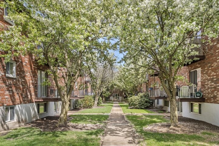 Property Photo:  28 Westgate Rd 3  MA 02467 