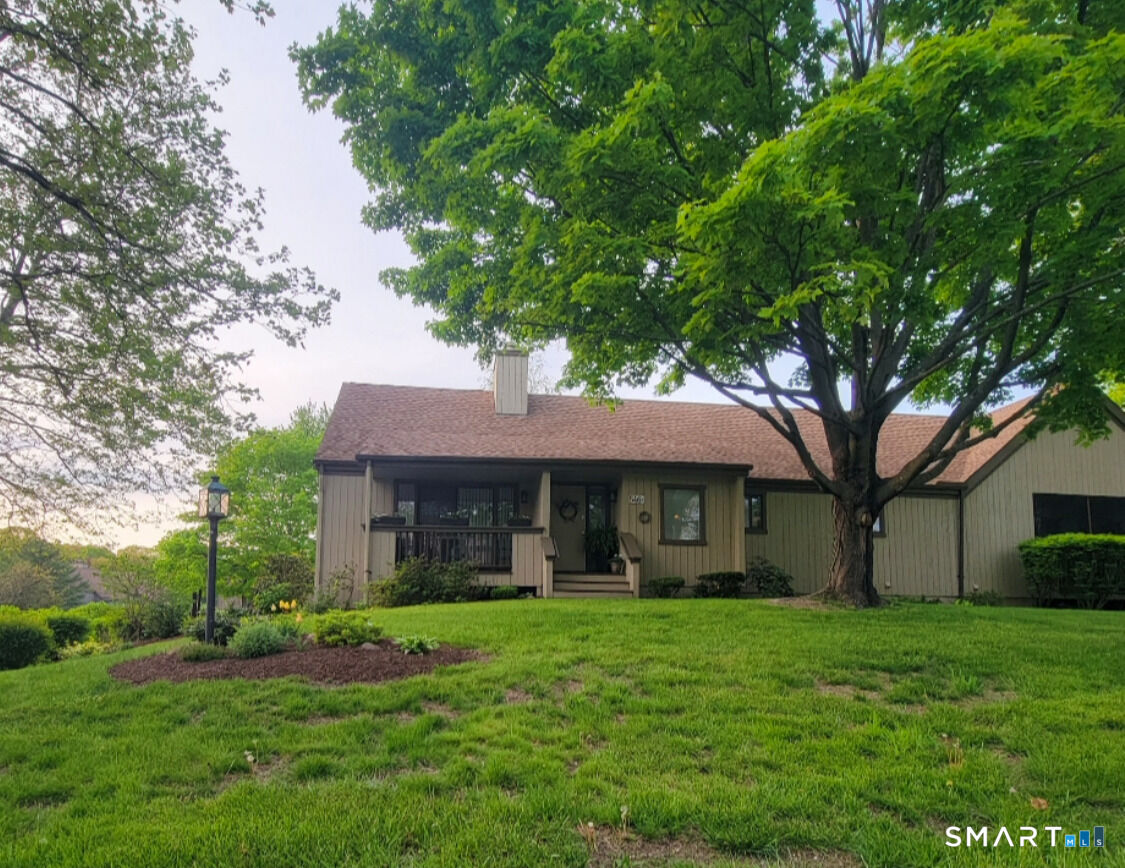 Property Photo:  546 North Trail B  CT 06614 