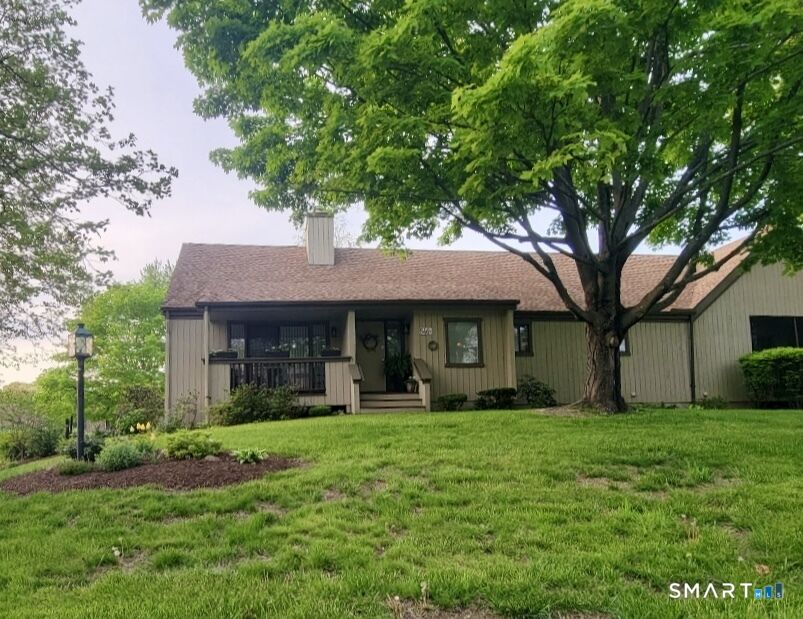 Property Photo:  546 North Trail B  CT 06614 