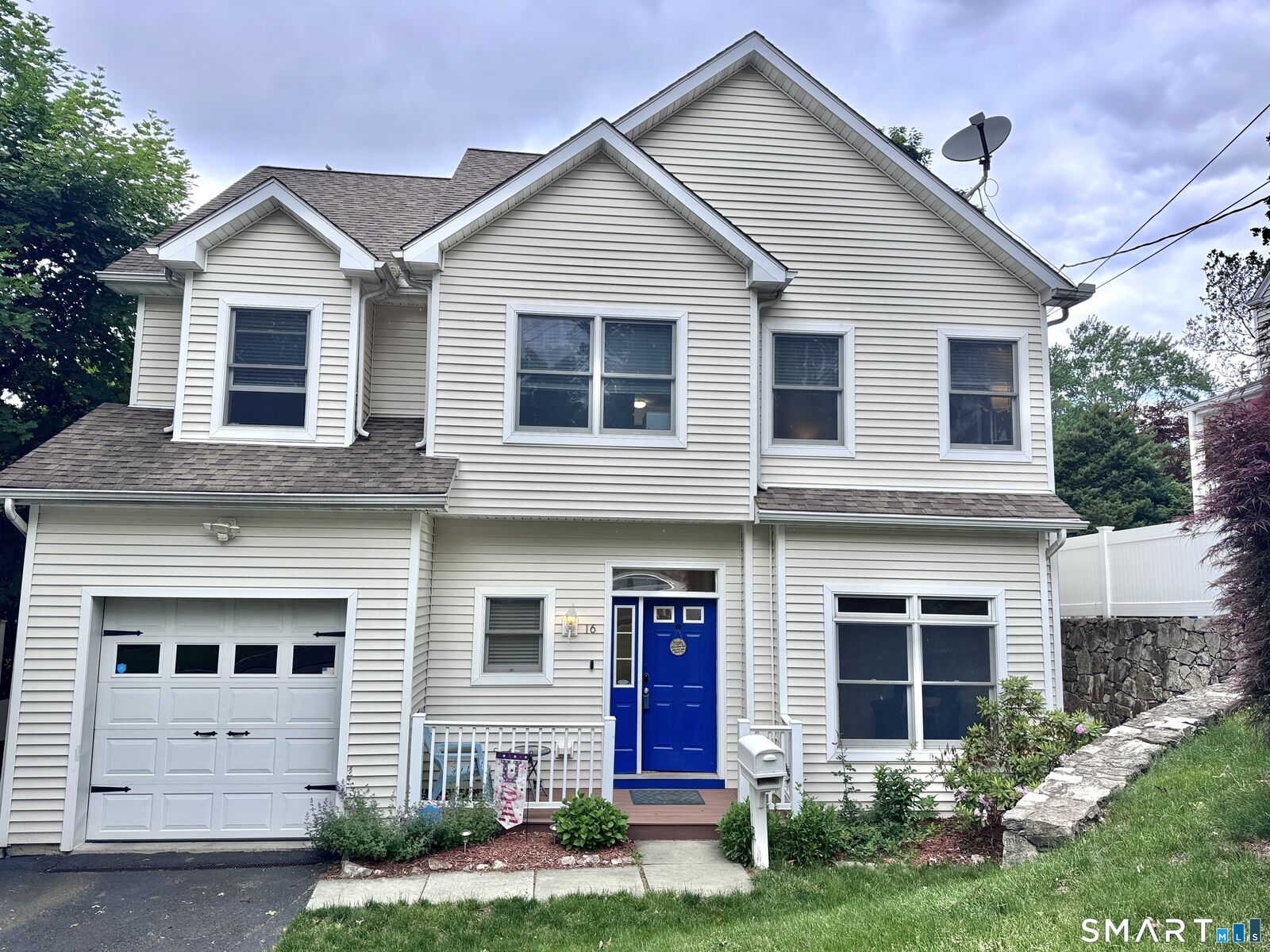 Property Photo:  16 Sunset Hill Avenue  CT 06851 