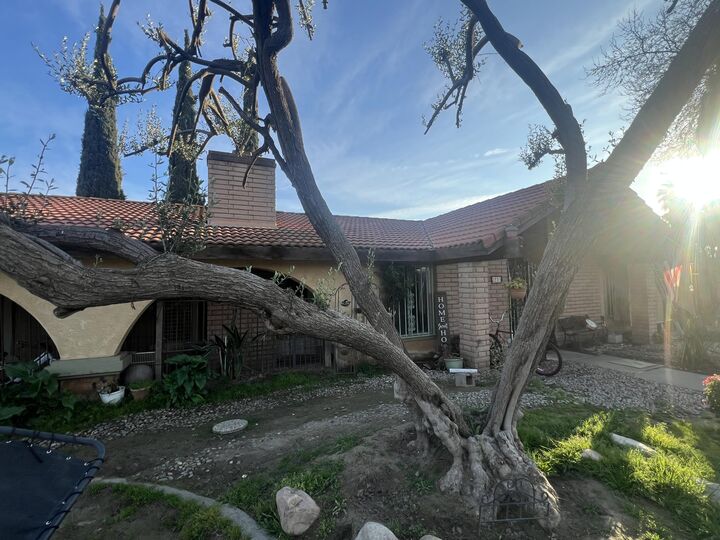 Property Photo: 3215 W Coppola Avenue CA 93277