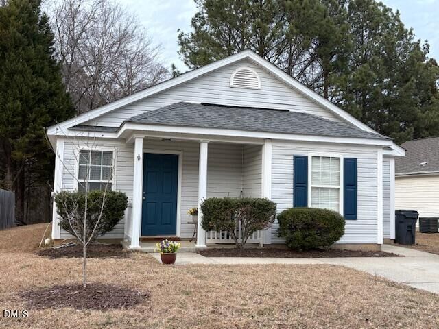 Property Photo: 405 Homestead Park Drive NC 27502