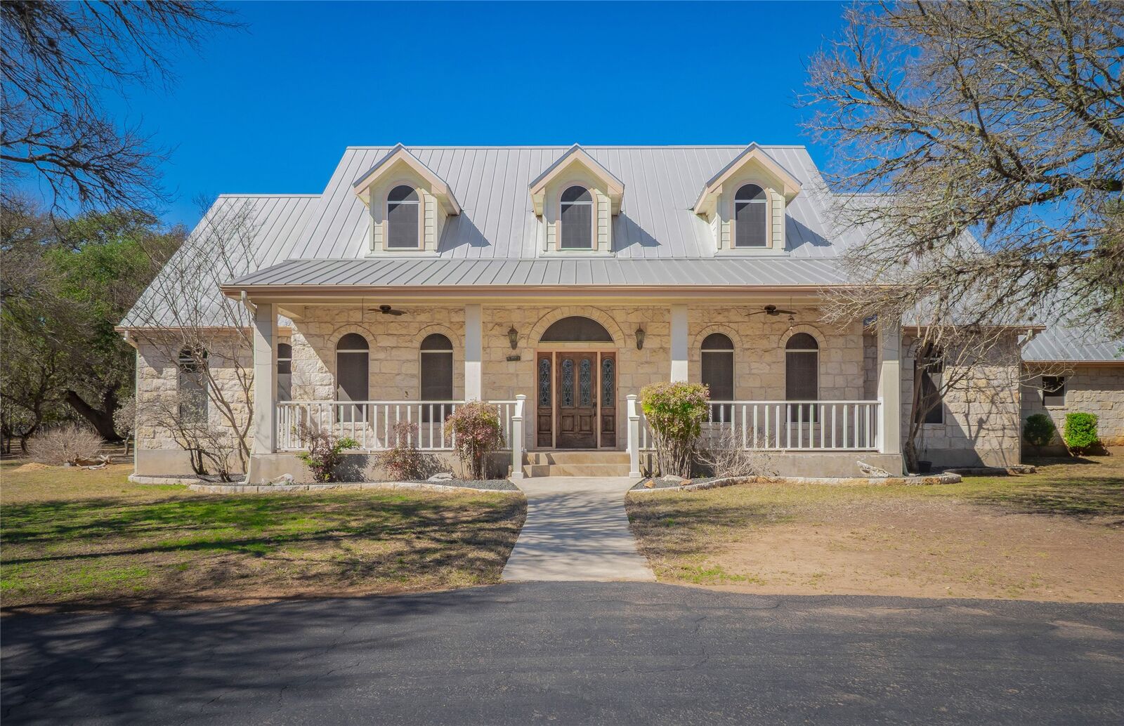 Property Photo:  2910 Paso Del Robles  TX 78666 