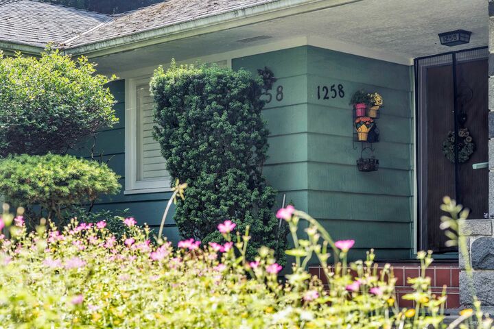 Property Photo: 1258 W 33rd Avenue BC V6M 1A5