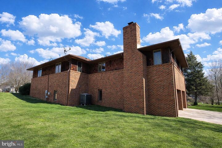 Property Photo:  47843 Yaocomico Lane  MD 20653 