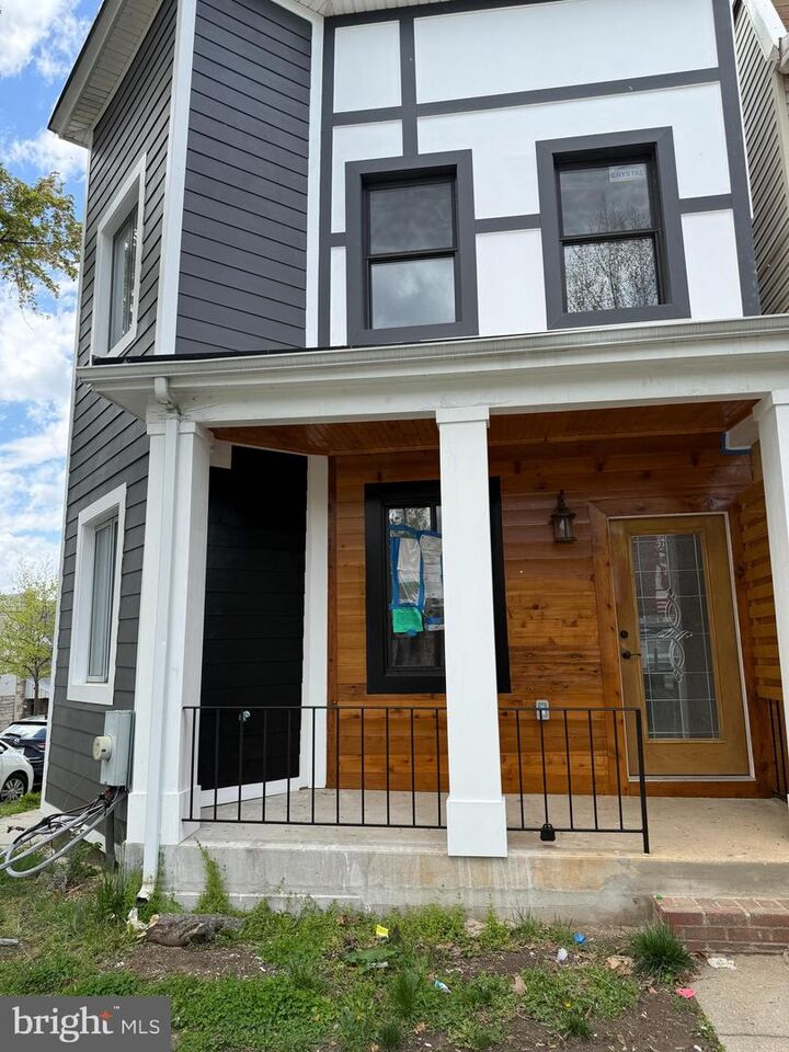 Property Photo:  1600 Montello Avenue NE  DC 20002 