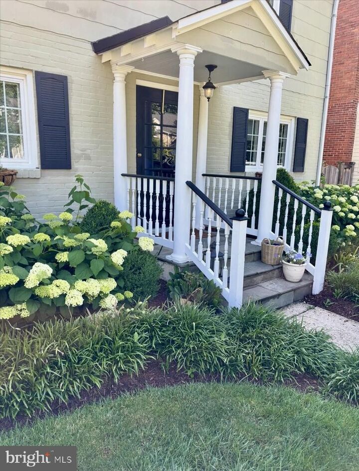 Property Photo: 2609 Davis Ave. VA 22302