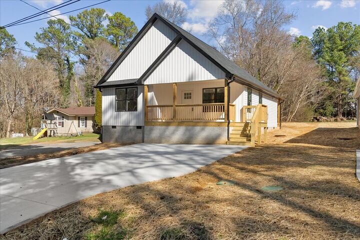Property Photo: 264 Richardson Drive GA 30721