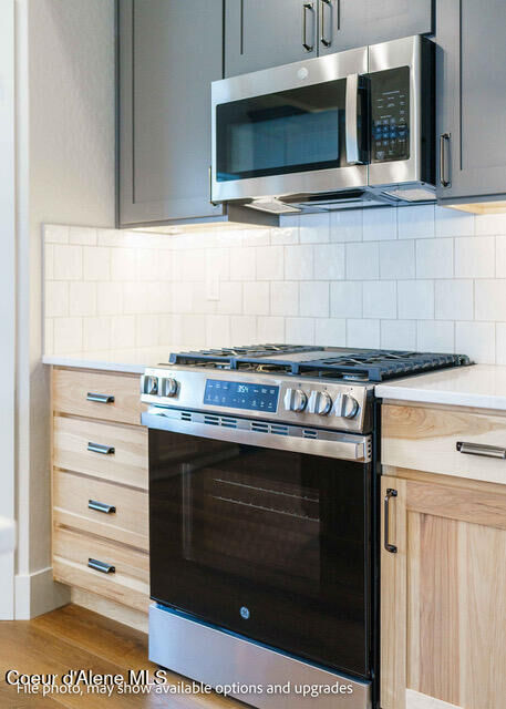 Property Photo:  926 W Cordgrass Ave  ID 83854 