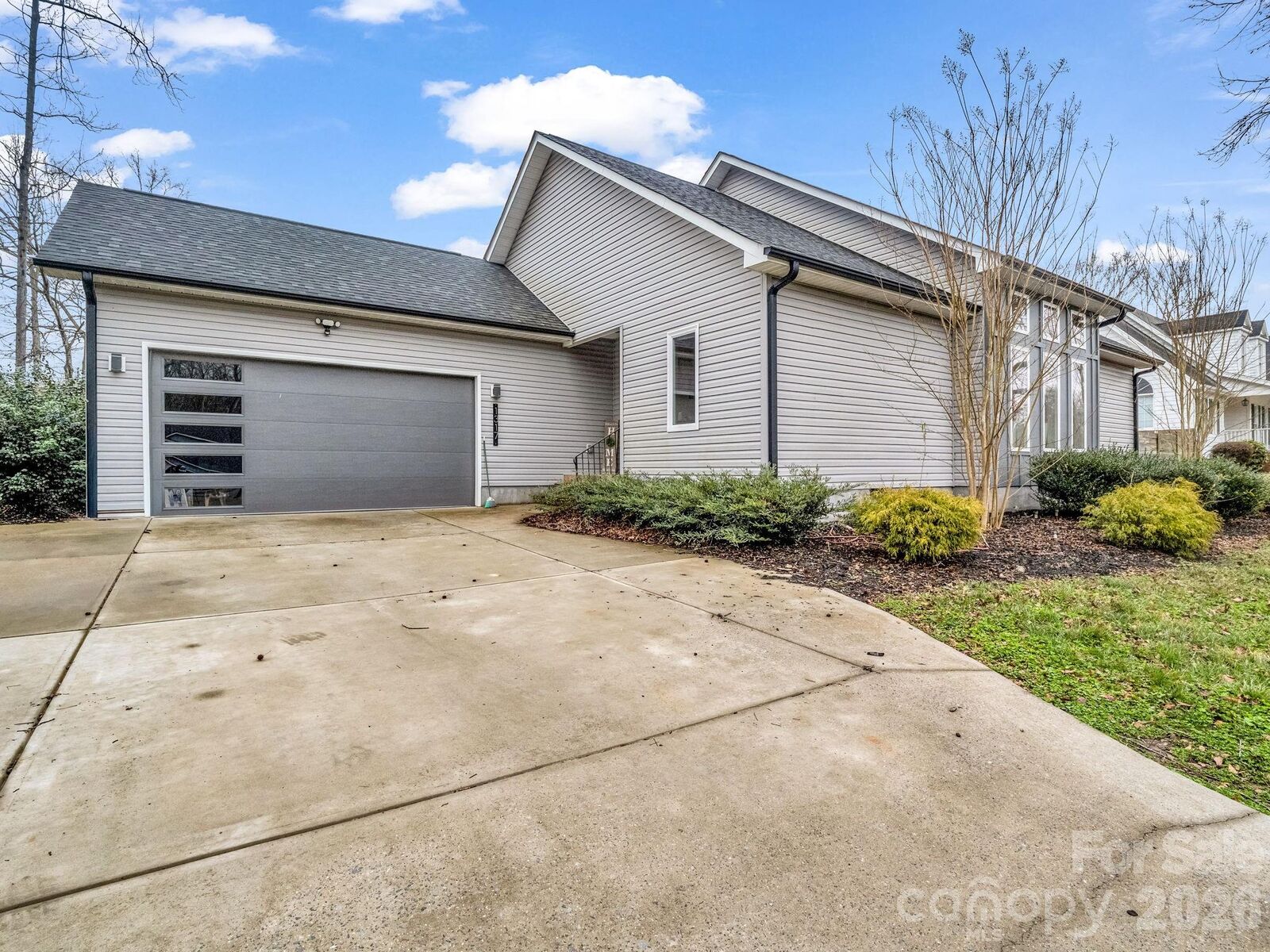 Property Photo:  1317 Wyanoke Avenue  NC 28152 