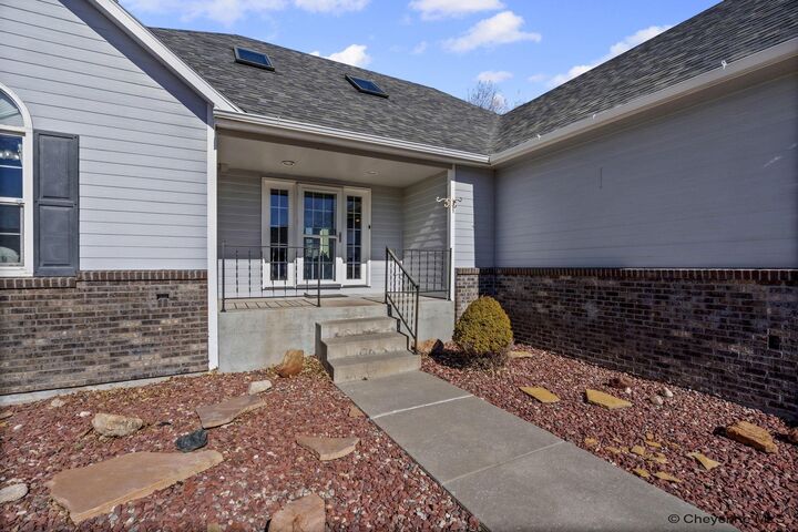Property Photo:  3110 Holland Ct  WY 82009 
