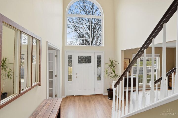 Property Photo:  6238 Willow Crest Lane  OH 45069 