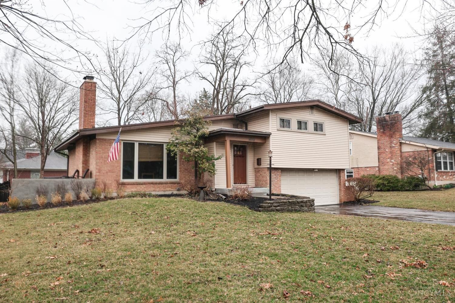 Property Photo:  9856 Knollbrook Terrace  OH 45242 