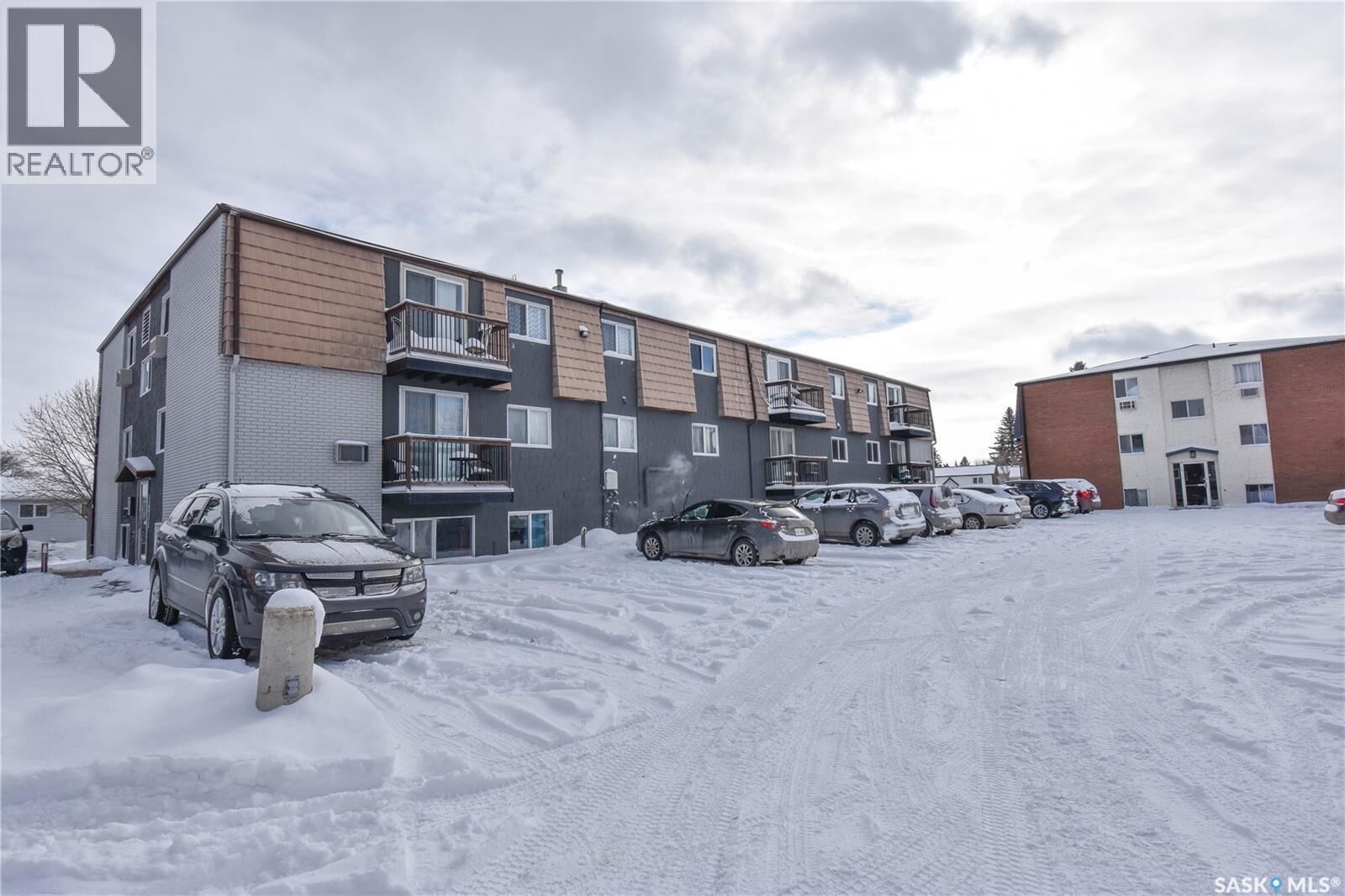 Property Photo:  18 116 Acadia Court  SK S7H 4T7 