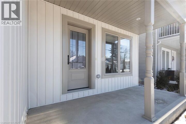 Property Photo:  822 Main Street  ON N0A 1N0 