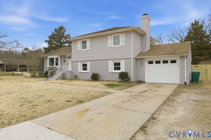 Property Photo:  100 Appomattox Court  VA 23834 