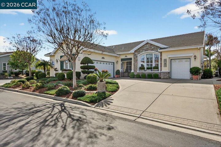 Property Photo:  341 Upton Pyne Dr  CA 94513 