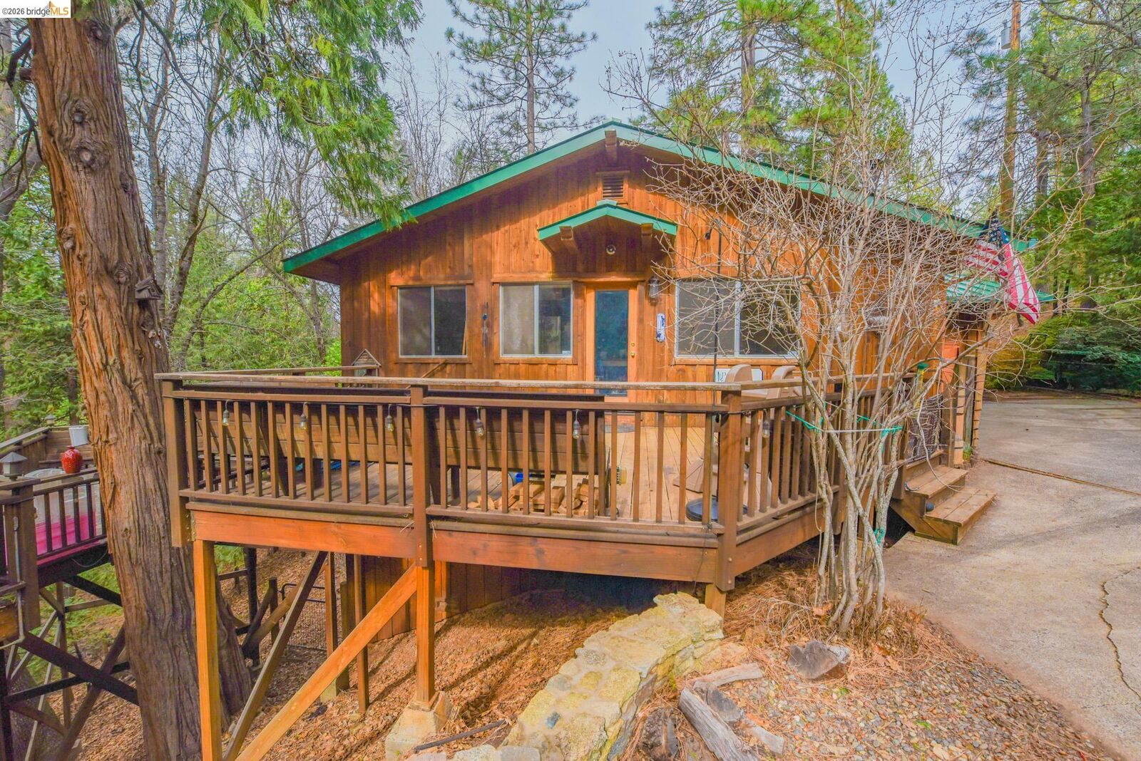 Property Photo:  24132 Awahanee Rd  CA 95370 