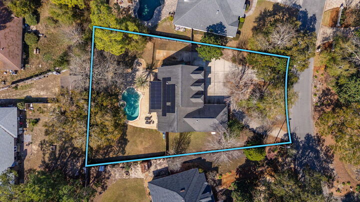 Property Photo:  19 Lanman Road  FL 32578 