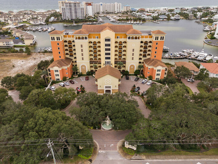 Property Photo:  770 Harbor Boulevard Unit 1D  FL 32541 