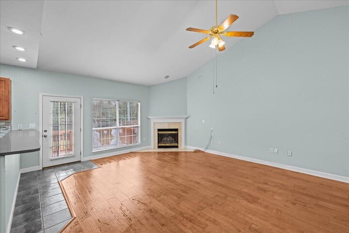 Property Photo:  3896 Mesa Road  FL 32541 