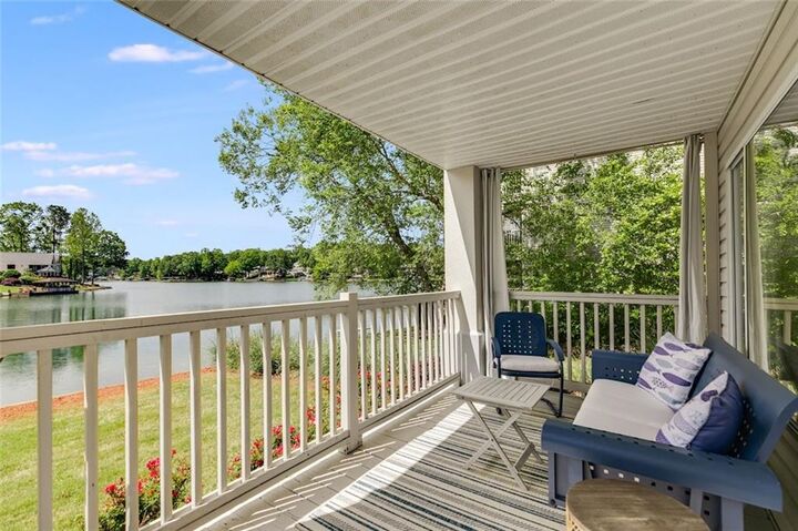 Property Photo:  705 Berry Court  GA 30180 