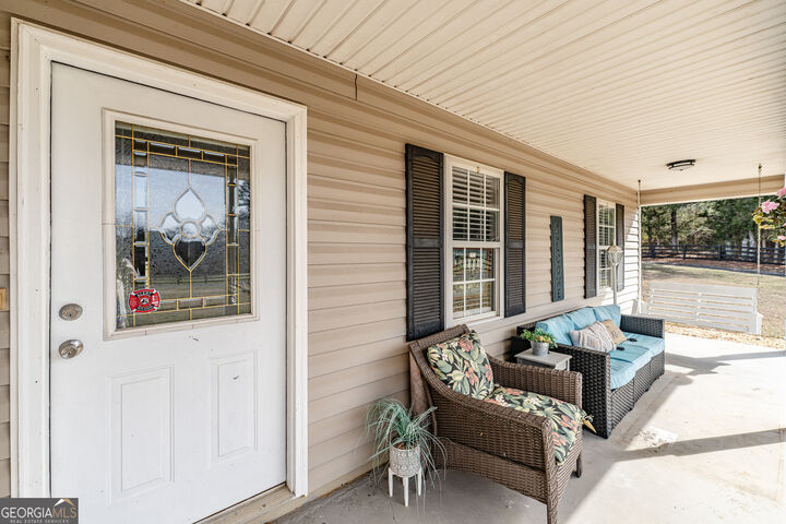 Property Photo:  179 Couey Circle NE  GA 30161 