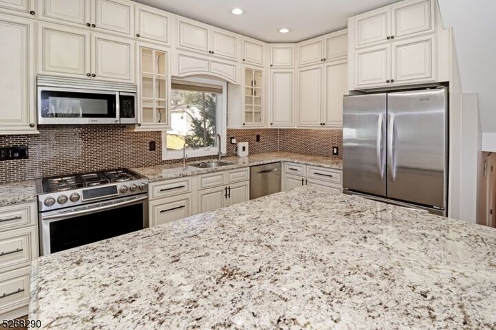 Property Photo: 15 Countryside Dr NJ 07039