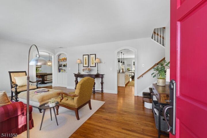 Property Photo:  8 Kice Rd  NJ 07932 