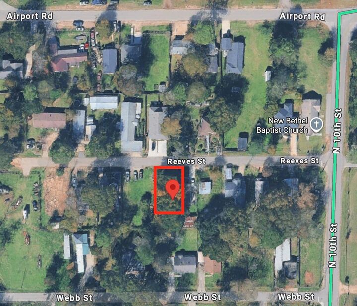 Property Photo:  914 Reeves Street  TX 77301 