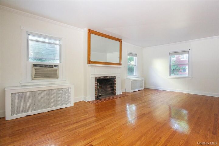 Property Photo:  237 Coligni Avenue  NY 10801 