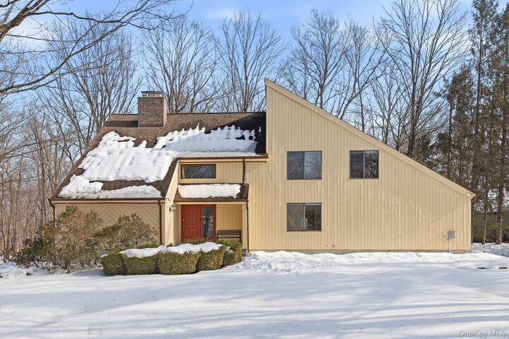 Property Photo:  114 Old Lyme Road  NY 10514 