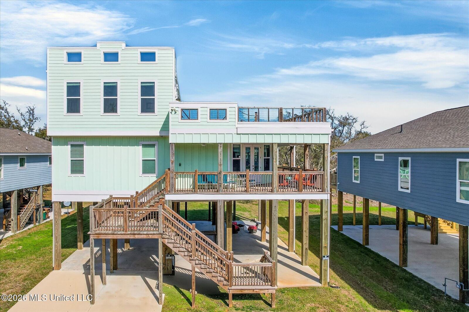 Property Photo: 218 West Avenue MS 39560