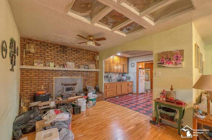 Property Photo:  9089 S Telegraph Road  MI 48182 