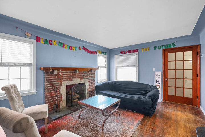 Property Photo: 12261 Lansdowne Street E MI 48224