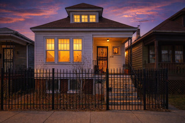 Property Photo: 8748 S Marquette Avenue IL 60617