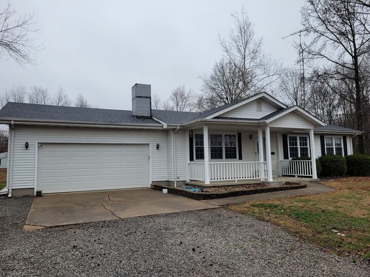 Property Photo:  5354 E Il Highway 15 Highway  IL 62898 